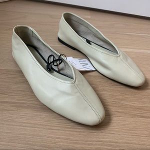 NEW Zara Leather Flats